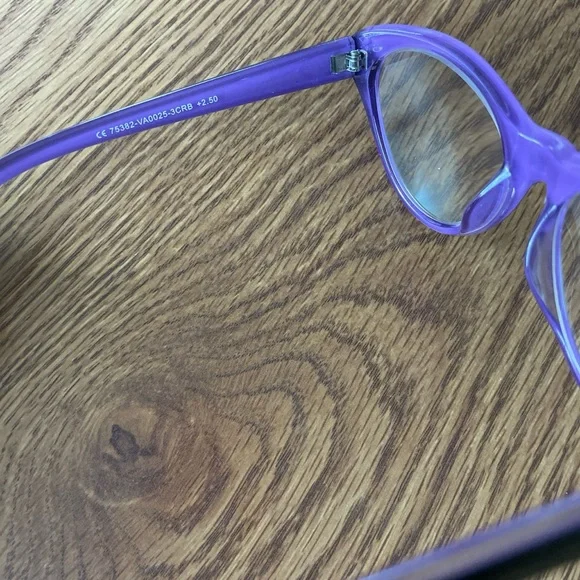Cynthia Rowley +2.50 prescription Glasses - Picture 2 of 5